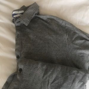 Perfect casual short sleeve button up!!